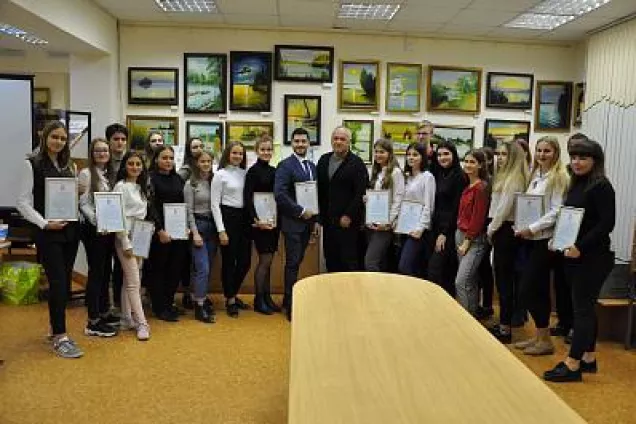 Депутат Владимир Окунев встретился с активом Молодой Гвардии 