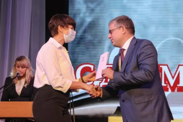 Парламентарии Крыма оценили творческий и профессиональный подход учителей  в обучении и воспитании подрастающего поколения