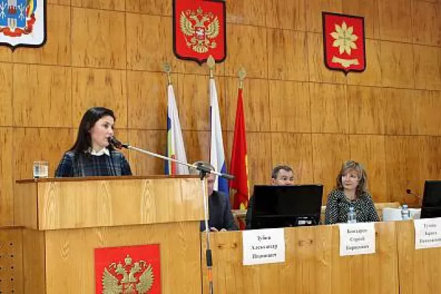 Светлана Мананкина приняла участие во встрече информационной группы с жителями Песчанокопского района