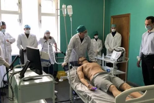 С помощью высоких технологий волгоградских врачей обучают профилактике и лечению COVID-19