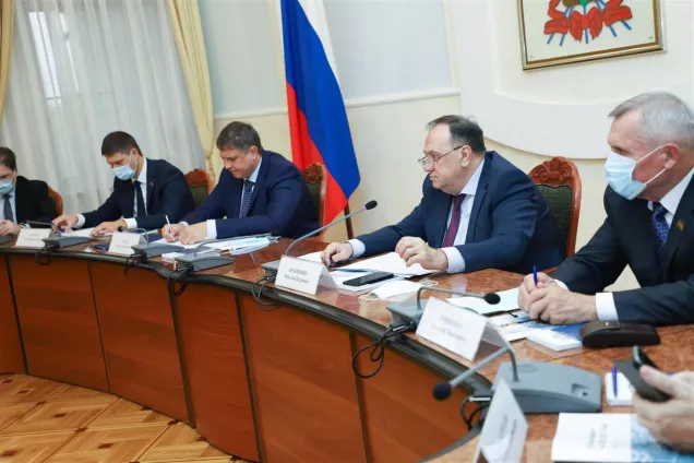 На Кубани прошли парламентские слушания по проекту краевого бюджета на трехлетку