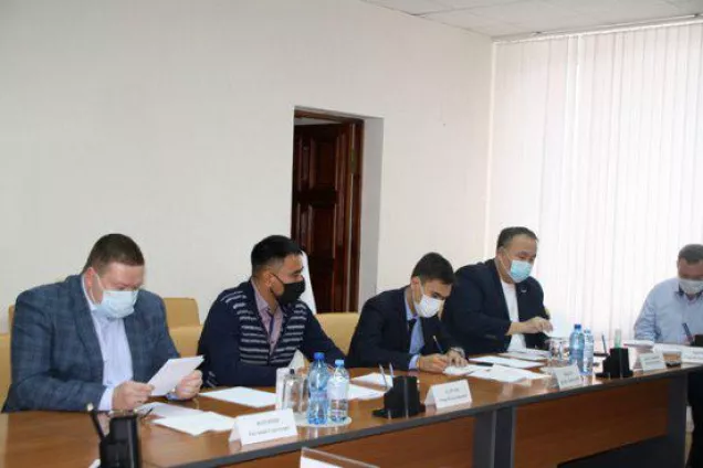 
Члены профильного комитета детально рассмотрели проекты законов и постановлений