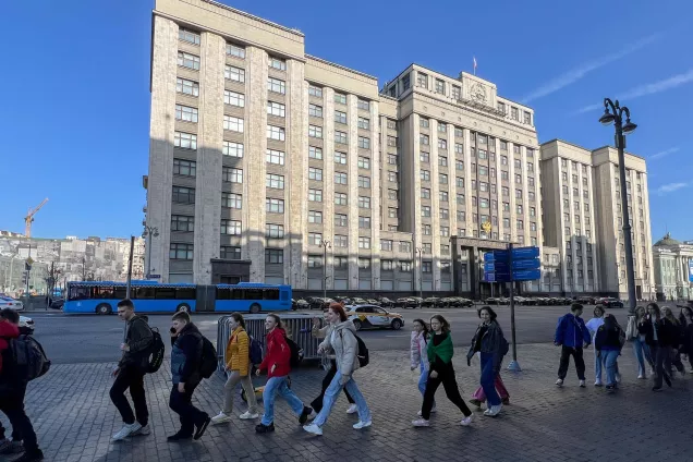 Госдума планирует обсудить с правительством профобразование