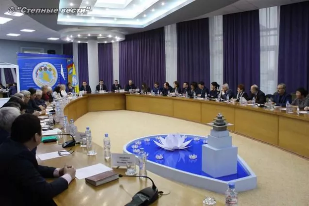 Начала работу Общественная палата Республики Калмыкия третьего созыва