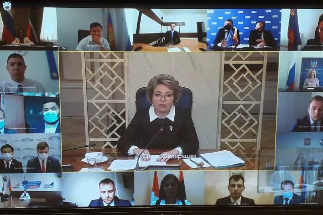 Спикер Совета Федерации обсудила с молодыми законодателями реализацию проектов, посвященных Великой Победе