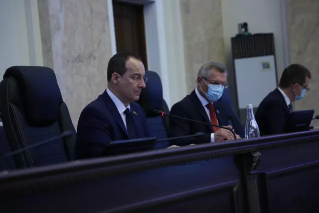 Депутаты ЗСК рассмотрели изменения регионального избирательного законодательства