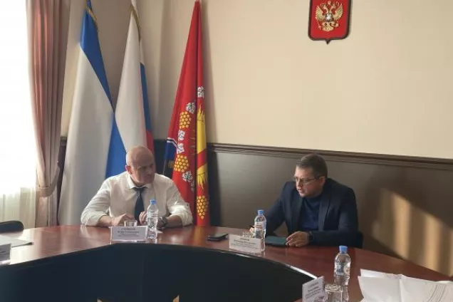 «Муниципалитеты должны держать ситуацию со строительством объектов  образования на особом контроле», - Владимир Бобков