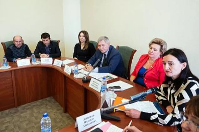 В донском парламенте обсудили вопросы профилактики и лечения диабета