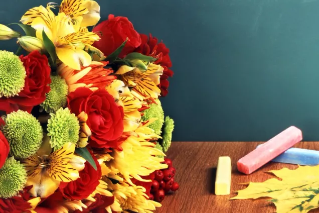 Председатель парламента Кубани  Юрий Бурлачко поздравил  педагогов края с профессиональным праздником