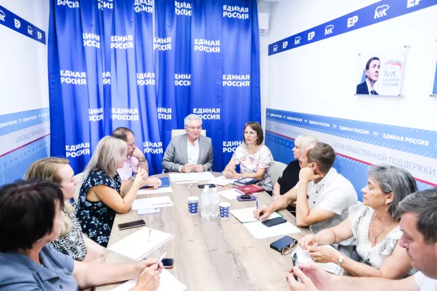 Астраханские парламентарии обсудили вопросы сбора, накопления  и утилизации бытовых отходов