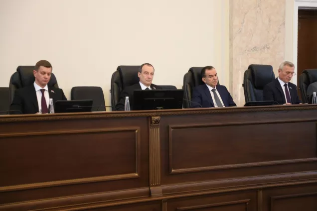 Депутаты Кубани запретили продажу тоников в соцобъектах края