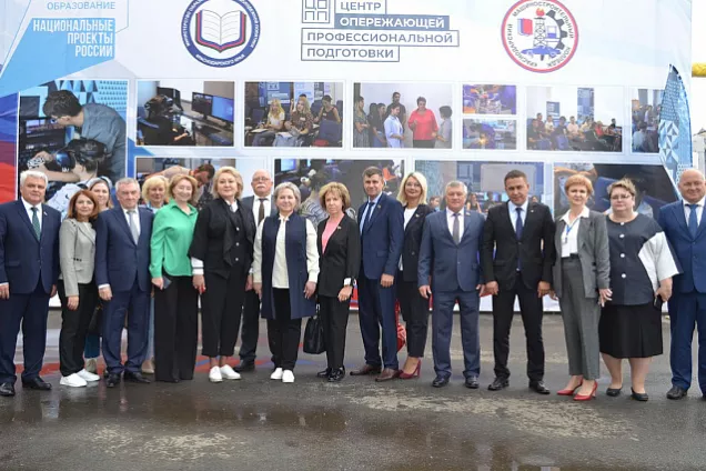 Сенаторы и депутаты Кубани посетили учебные учреждения Краснодара