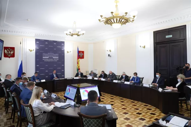 Законодатели Кубани оценили темпы реализации региональных проектов