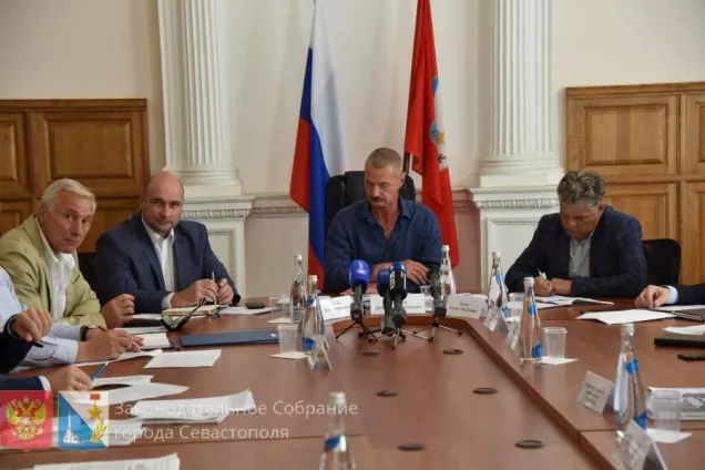 Состоялось расширенное заседание комитета по градостроительству и земельным вопросам