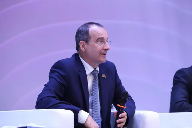 Спикер ЗСК  открыл обучающий семинар для руководящего состава краевого Совета молодых депутатов