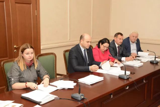 В Парламенте Карачаево-Черкесии рассмотрели ряд бюджетных вопросов