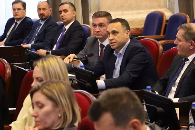 Кубанские парламентарии приняли дополнительные меры соцподдержки многодетных семей