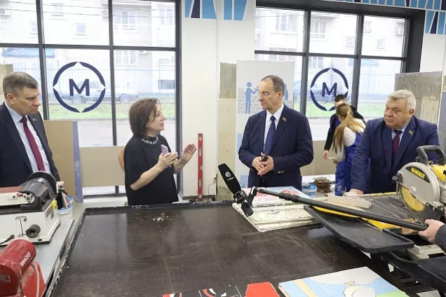 Спикер кубанского парламента Юрий Бурлачко посетил Краснодарский архитектурно-строительный техникум