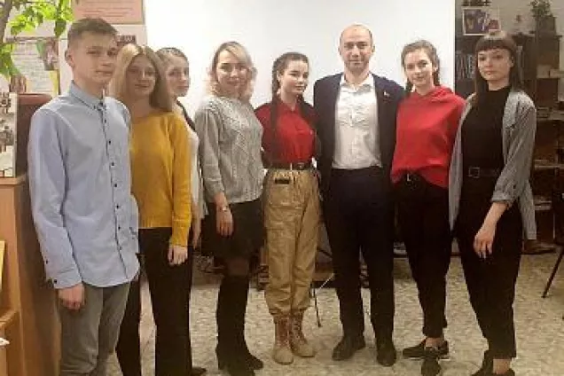 Михаил Сапрыкин поддержит инициативы молодежи  Кагальницкого района