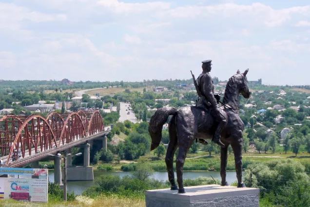 Три поколения, три государства, одна земля