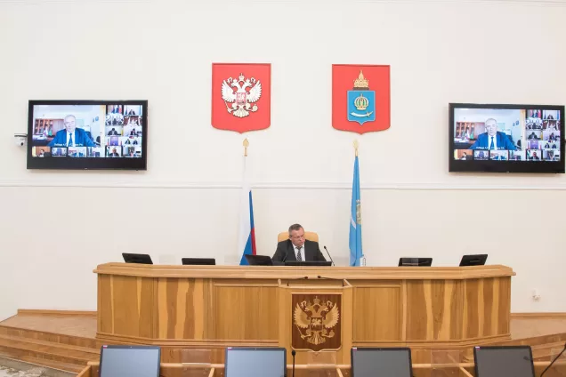 Астраханские законодатели поддержали постановку на учет самозанятых в качестве налогоплательщиков  через  Госуслуги