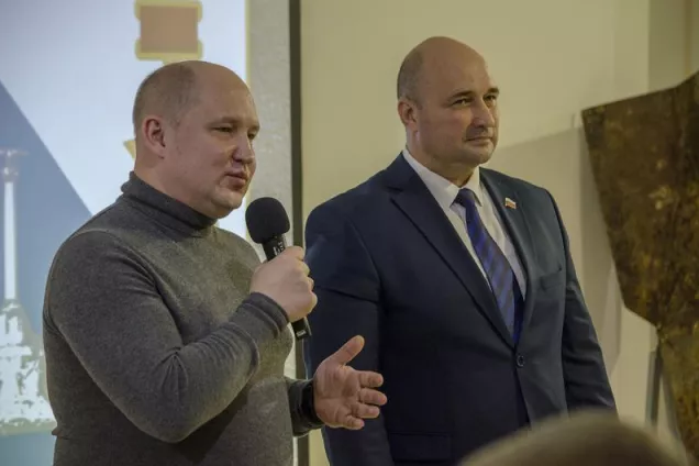 СМИ О НАС. Севастопольские депутаты отметили годовщину Русской весны на 35-ой береговой батарее