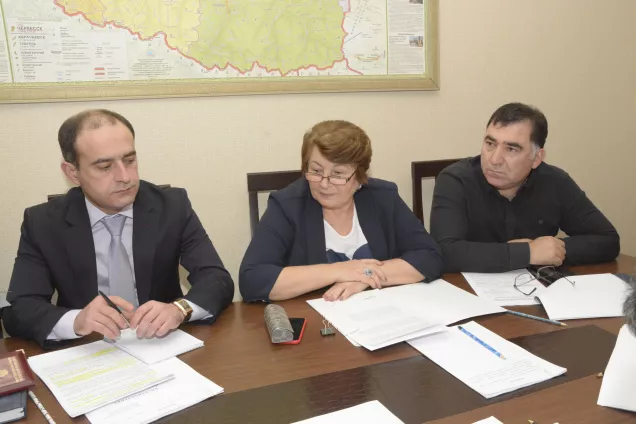 Вопросы формирования Общественной палаты региона обсудили в Парламенте КЧР