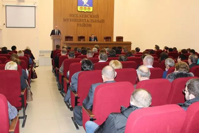 Сергей Горняков: принять участие в обсуждении поправок в Основной закон государства и высказать свое мнение может каждый житель Волгоградской области