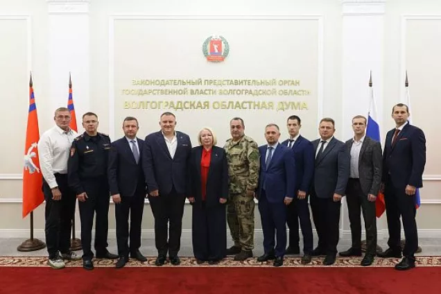 Законодатели Волгограда встретились с участниками проекта «Сталинградский призыв»