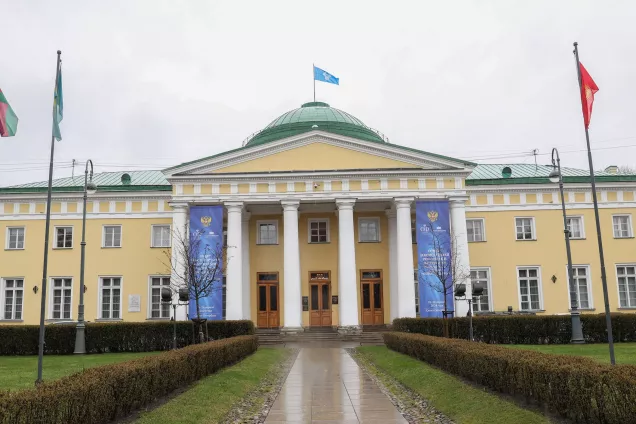 Спикер ГД Вячеслав Володин рассказал о повестке заседания Совета законодателей