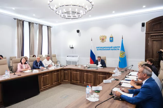 Астраханские парламентарии приняли участие в подведении итогов  «КАДРЫ РЕШАЮТ ВСЕ»