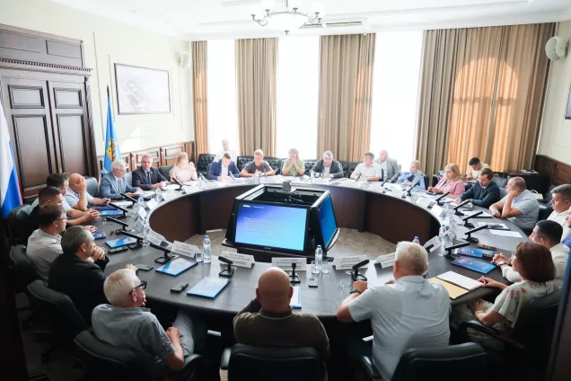 Астраханские законодатели рассмотрели вопросы инфраструктурного развития и строительства