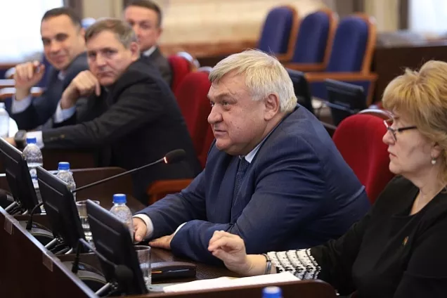 Депутаты ЗСК обсудили развитие футбола в крае