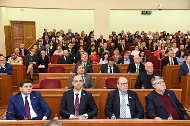 16-е заседание ЗС РО: Досрочно прекращены полномочия двух депутатов донского парламента
