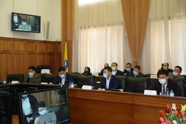 
Депутаты Народного Хурала (Парламента) Республики Калмыкия утвердили в первом чтении проект бюджета региона на трехлетний период