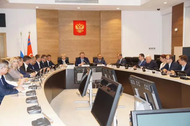 Областные депутаты рассмотрели первые результаты проектной деятельности на территории региона