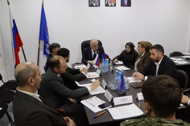 Спикер парламента Ингушетии Магомет Тумгоев провел прием граждан по вопросам социальной поддержки