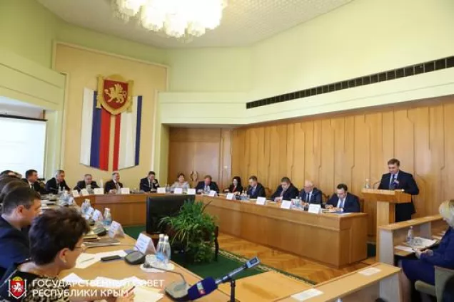 Перспективы развития агропромышленного комплекса на ближайшие пять лет обсудили на заседании Президиума крымского парламента