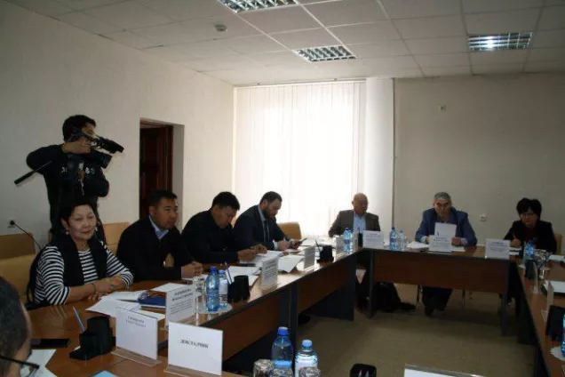 
Депутаты поддержали трехлетний  республиканский бюджет