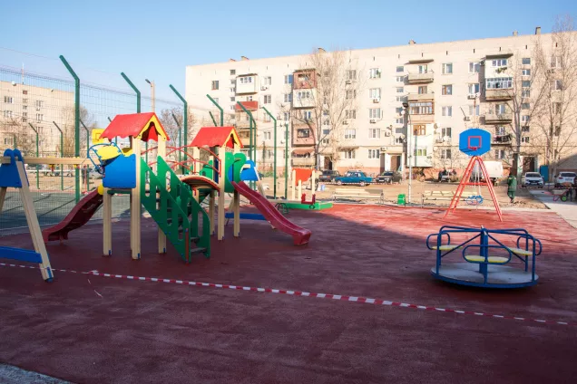 Игорь Мартынов осмотрел объекты благоустройства в городе Камызяк