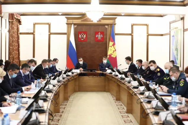 Власти Кубани обсудили меры по пресечению нарушений в сфере природопользования и в период зимнего курортного сезона