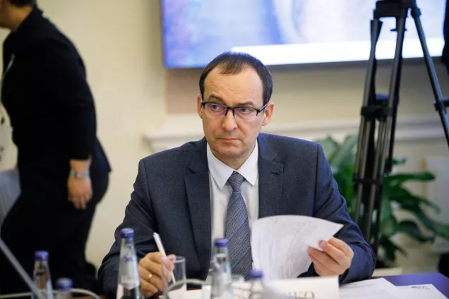 Юрий Бурлачко. Поступило более шестисот Предложений  по внесению изменений в Основной закон страны, которые необходимо изучать и систематизировать