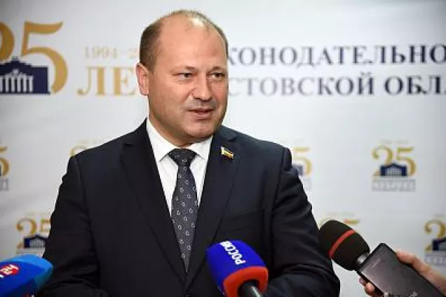 Денежную альтернативу жилищному сертификату для многодетных предложено приравнять к федеральному материнскому капиталу