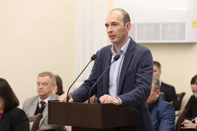 Законодатели Кубани обсудили ход исполнения госпрограмм в регионе за 9 месяцев