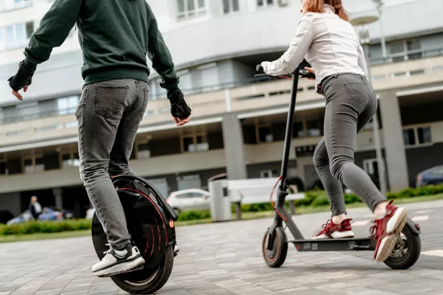Юрий Бурлачко.Необходимо свести к минимуму последствия быстрой езды на мобильном электротранспорте