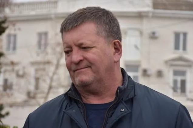 Депутат г. Севастополя передал маскировочные сети в одну из воинских частей СВО