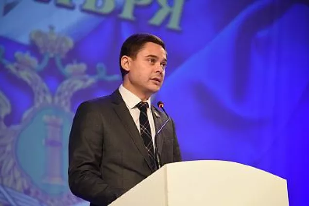 Александр Косачев поздравил судебных приставов с профессиональным праздником