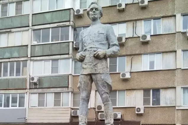 Сталинградские депутаты-коммунисты дали «вторую жизнь» памятнику Куйбышева