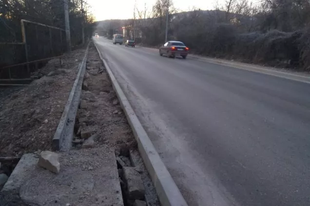 ФОТОРЕПЛИКА. И снова бросили на середине