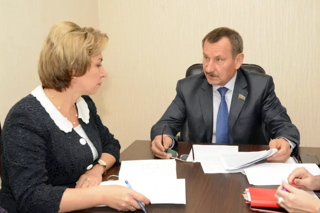 В Народном Собрании КЧР изучили вопрос обеспечения жильем детей-сирот